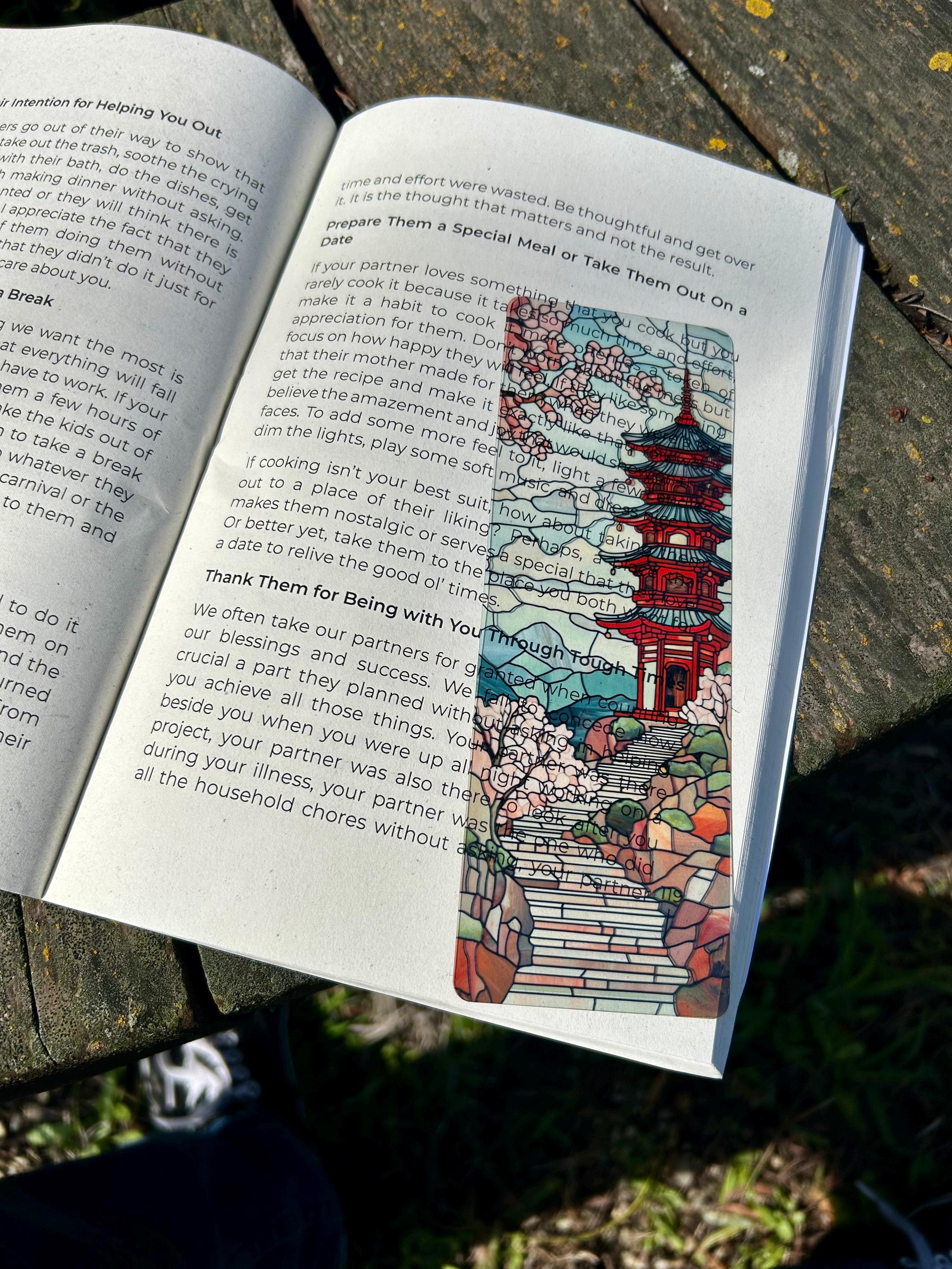 Japanese Shinto Shrine Bookmark – Sacred Torii Gate, Spiritual Japan Aesthetic, Zen Gift, Book Lover Accessory, Tranquil Reading Charm